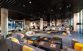 Ola Santiago Providencia, Tapestry Collection By Hilton